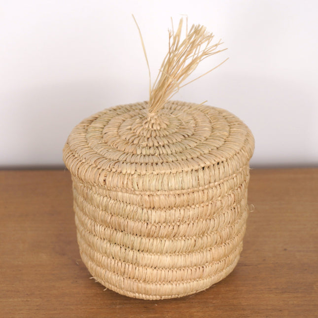 Boite en raphia de l'artisanat marocain