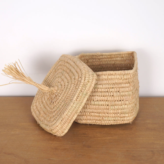 Boîte de rangement carré en raphia naturel
