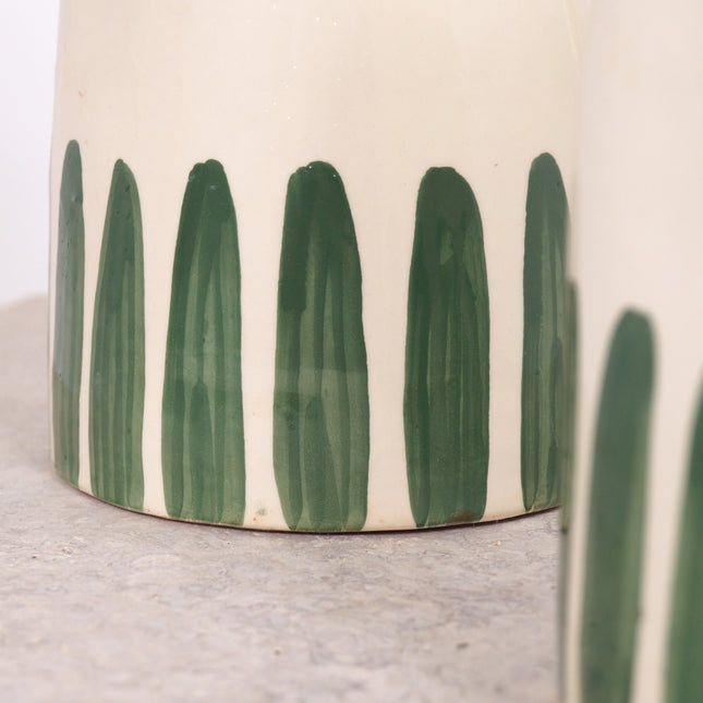 Carafe en terre cuite demi rayures - Vert