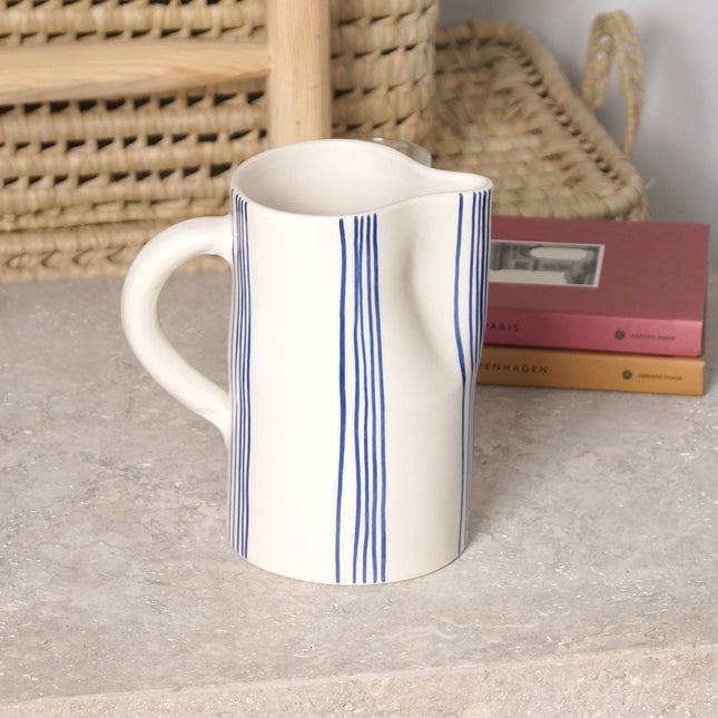 Carafe en terre cuite fines rayures - Bleu