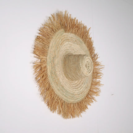 Chapeau de paille décoratif mural - Franges raphia