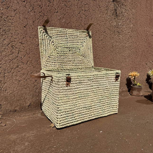 Coffre de rangement en métal et palme