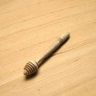Cuillère à miel en bois de noyer