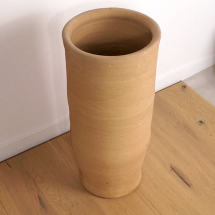 Jarre en terre cuite tube