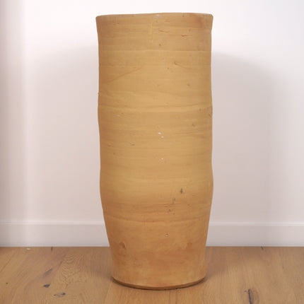 Jarre en terre cuite tube