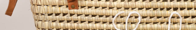 Malle de rangement en feuilles de palmier et cuir 100cm - Personnalisable