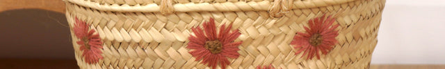 Petit panier en feuilles de palmier - FLEUR