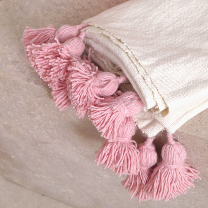 Petit plaid blanc à pompons roses