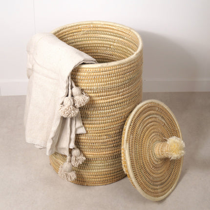 Panier de rangement avec couvercle