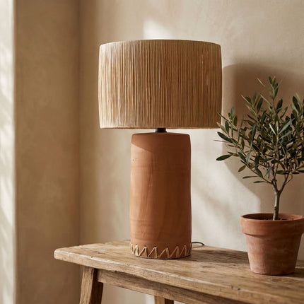 Pied de lampe en terre cuite brute - Finition en raphia