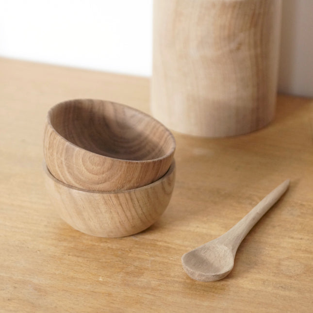 Petit bol en bois de noyer fait main
