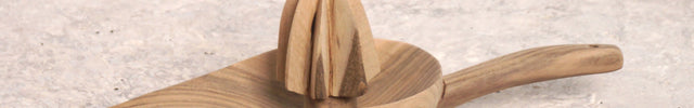 Presse agrumes en bois