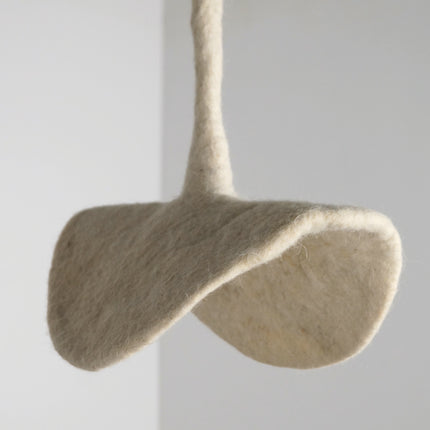 Suspension en laine bouillie - Parasol
