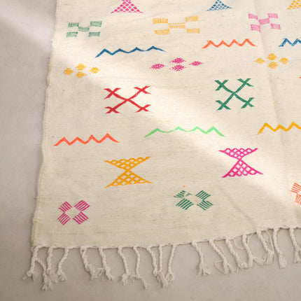 Tapis fin berbère Kilim 250 x 140 cm - Symboles berbères multicolores