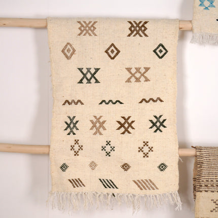 Descente de lit berbère Kilim 118 x 55cm - Beige et Kaki