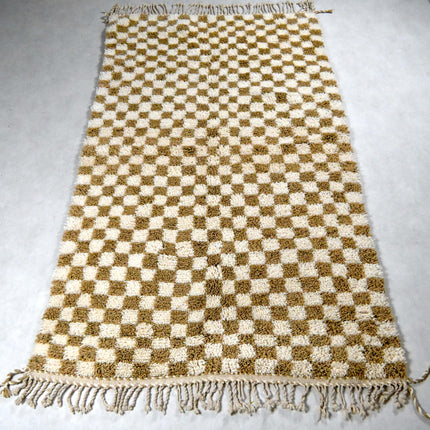 Tapis Berbère en laine damier Camel et blanc - 140 x 270cm