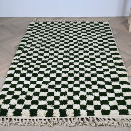 Tapis Berbère en laine Damier vert et blanc - 150 x 245cm