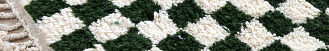 Tapis Berbère en laine Damier vert et blanc - 150 x 245cm