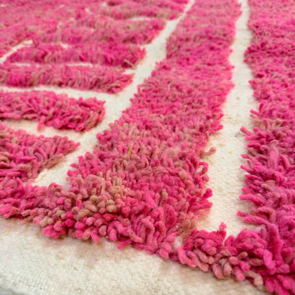 Tapis berbère en relief 244 × 155 cm - Rose