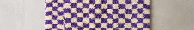 Tapis Berbère en laine damier Violet et blanc - 150 x 270cm
