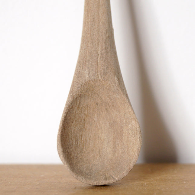 Cuillère à café en bois de noyer