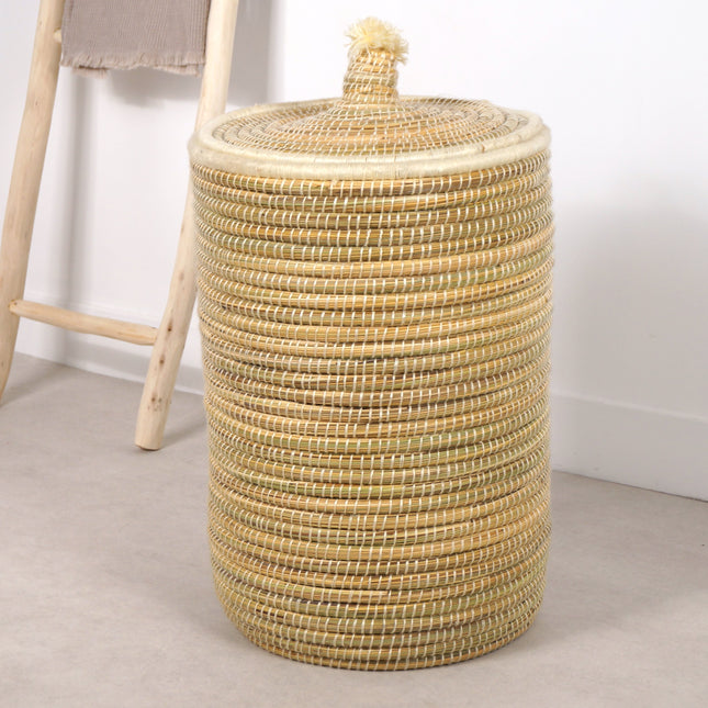 Panier de rangement avec couvercle