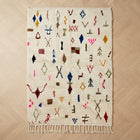 Tapis berbère Azilal Multi-symboles 240 × 158 cm - Dessins multicolores