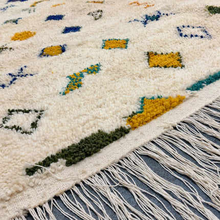 Tapis berbère Azilal Multi-symboles 240 × 174 cm - Dessins multicolores