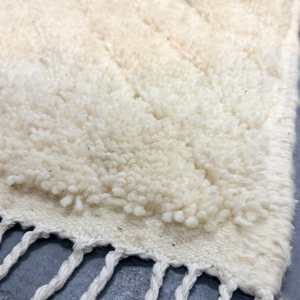 Tapis Beni Ouarain Écru losanges 254 × 154 cm
