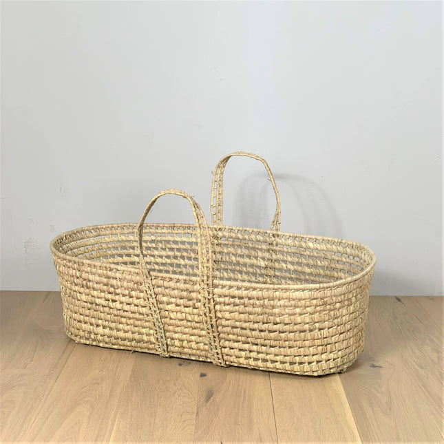 Couffin bébé en feuilles de palmier naturelles