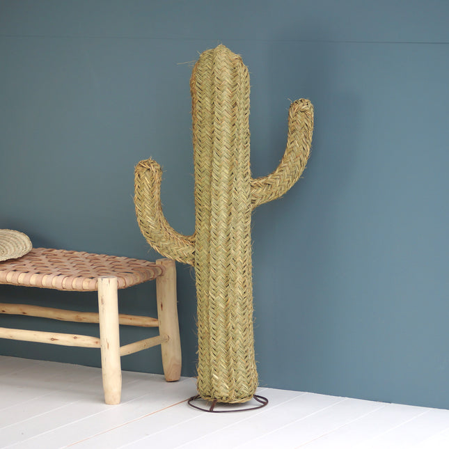 Cactus Doum en paille tressée sur pied 120cm