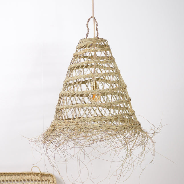 Suspension en alfa ajourée - Conique