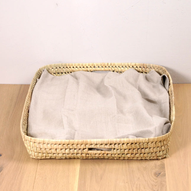 Panier à langer en feuilles de palmier