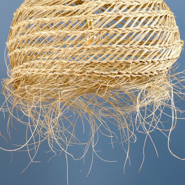 Suspension en alfa ajourée Ø70cm - Sphère