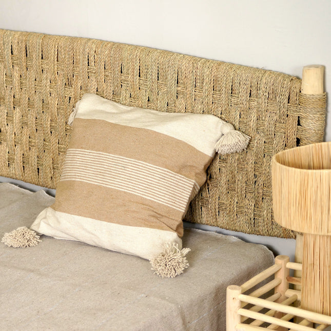 Coussin à pompons beige clair rayures camel