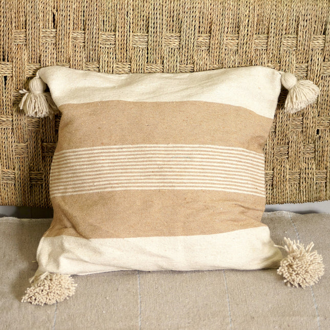 Coussin à pompons beige clair rayures camel