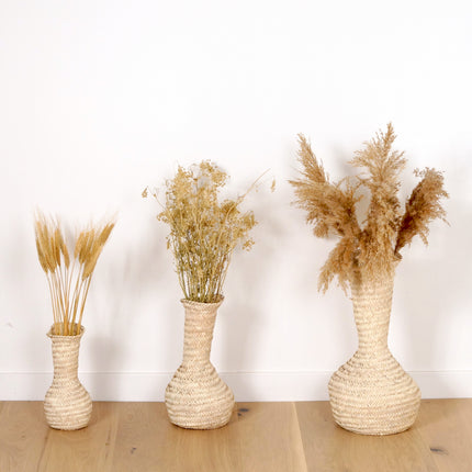 Vase décoratif en osier naturel